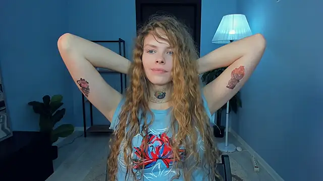 Chat XXX en directo de RayaNenlia