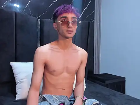 KrisX_hl – Naživo XXX chat