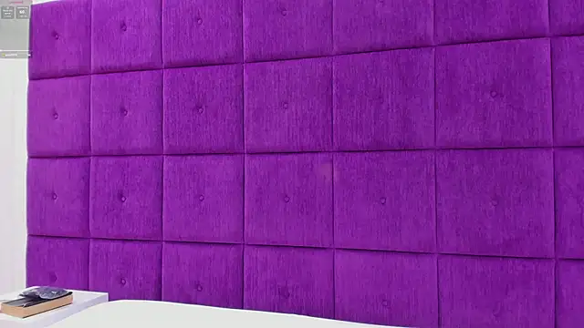 Онлайн чат XXX SharonMartini