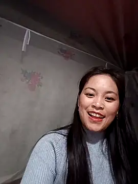 Alice-567 Adlı Modelin Canlı XXX Sohbeti