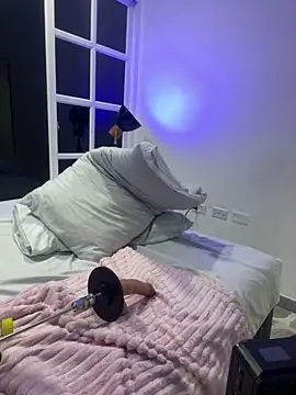 Онлайн чат XXX loladupont