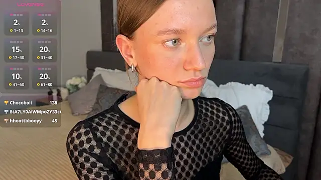 EvaToniz 现场XXX聊天