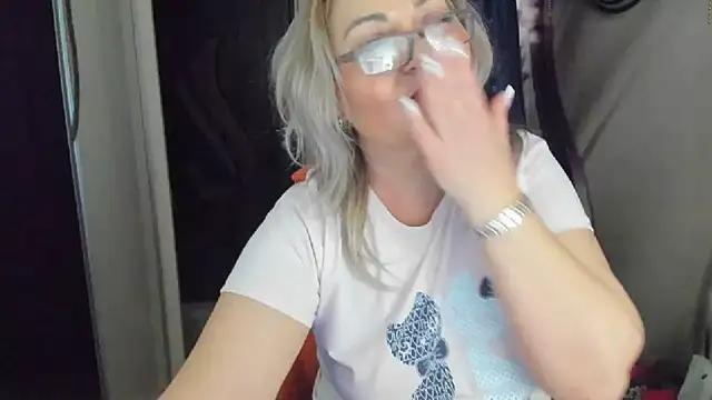 Pokazy przed kamerką – IryshAlice