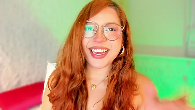 ArticaBelle's Live XXX Chat