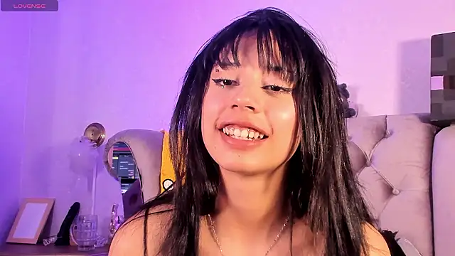 Seren_Bleck Adlı Modelin Canlı XXX Sohbeti