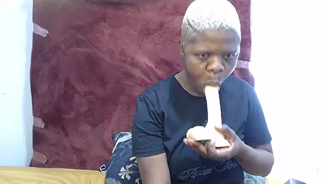 WEPUSSY23XX Adlı Modelin Canlı XXX Sohbeti