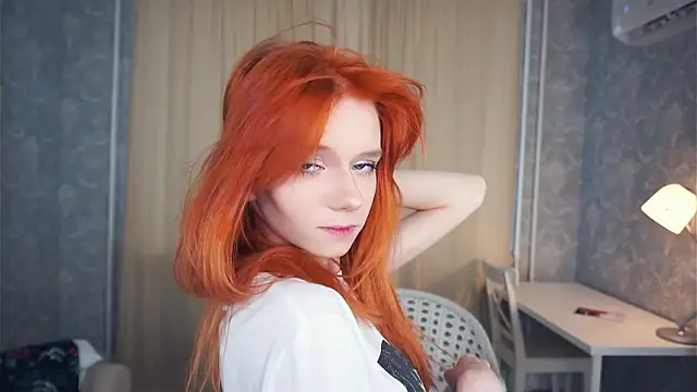 TarynPalek webcam show