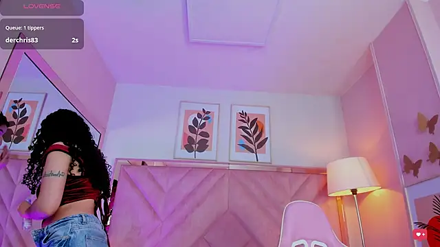 Živý XXX chat DemiJones_