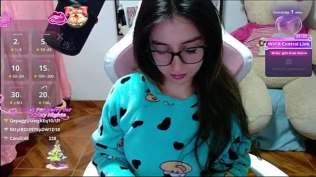 Онлайн чат XXX Maggie_Fox3