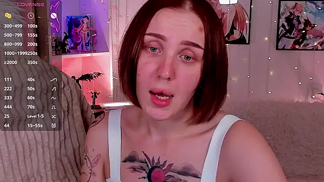 LianaFordのライブXXXチャット