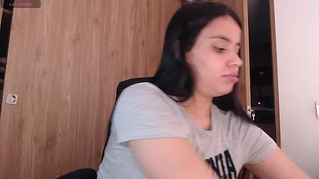 Chat +18 de keyn_laurent_1 ao vivo