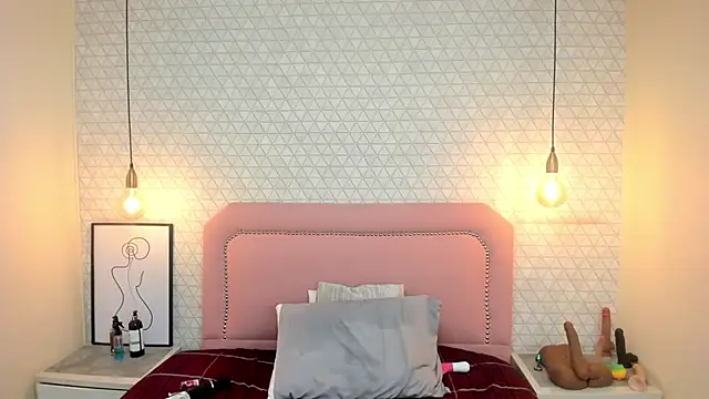 LOLAMAXI's Live XXX Chat