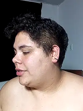 Hailey_Curvy Chat XXX in diretta