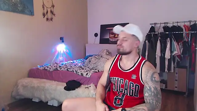 Онлайн чат XXX Tiberius_hunk