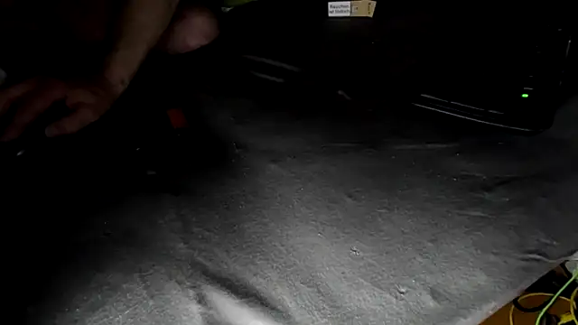 T0Yforeskin Webcam-Show