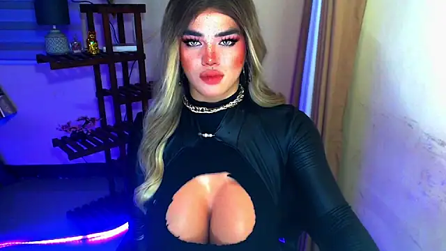 Chat +18 de GoddessOFHUGEx ao vivo