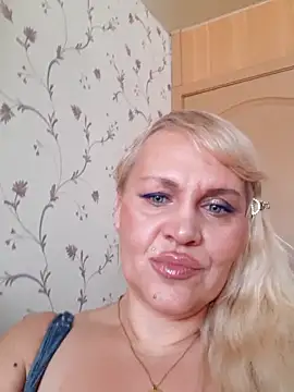 IsabellaBoni élő XXX-chatje