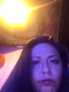 KiaraBlack_01 élő XXX-chatje