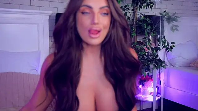 annabellahot Adlı Modelin Web Kamerası Şovu