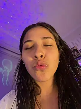 crystal_bunny7: απευθείας συνομιλία ΧΧΧ