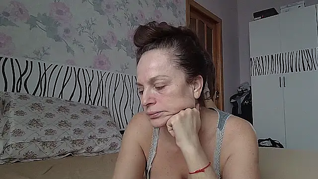 LindaStarS 现场XXX聊天