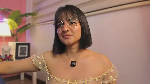 SoySaraa's Live XXX Chat