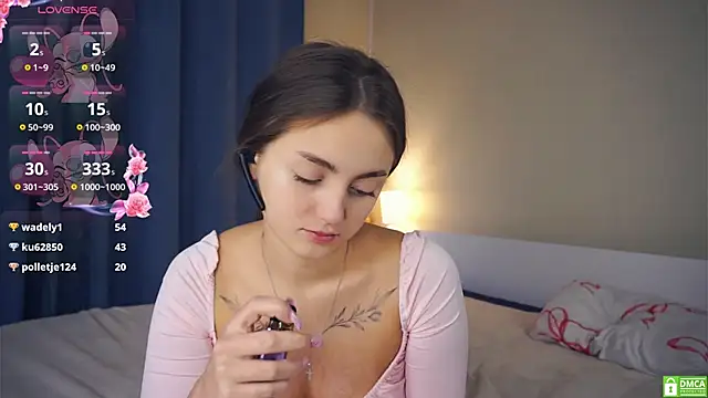 LoraDavi's Live XXX Chat