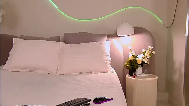 Chat XXX ao vivo de Nicole_Space