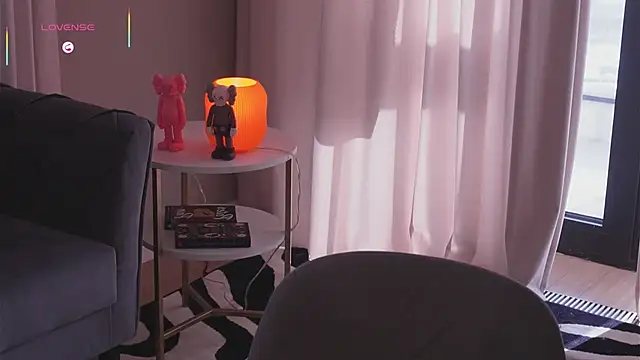 ElvaMell Live XXX-Chat