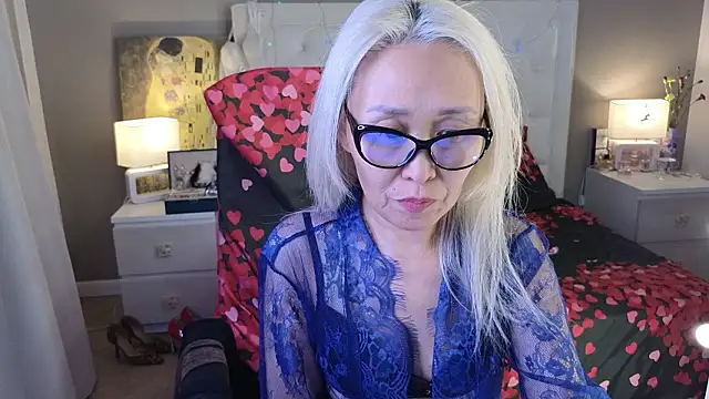 RoxalanaStar লাইভ XXX চ্যাট