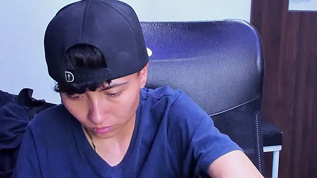 عرض كام Im_Mathias