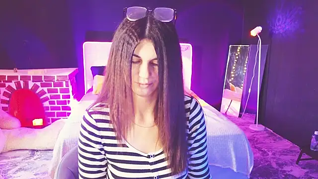 EmilyReal Live XXX-chat