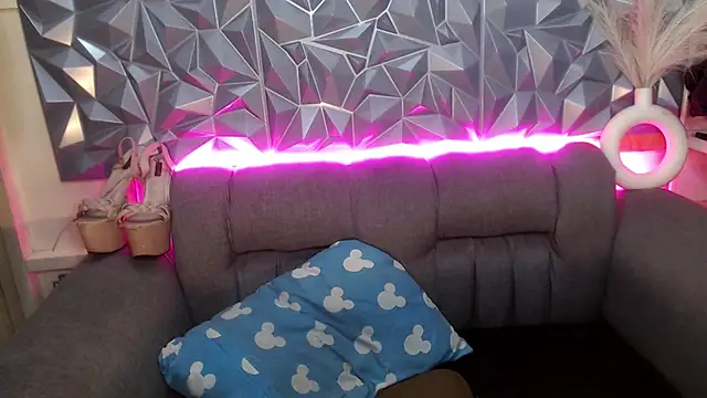 Webkamerová show TopTierMISTRESSS_XX