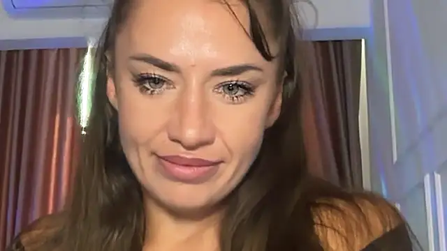 Živý XXX chat Roriann