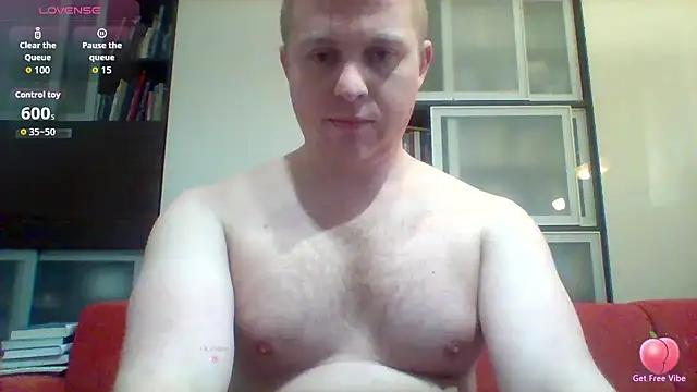 Show modela Matttthees na web-kameri