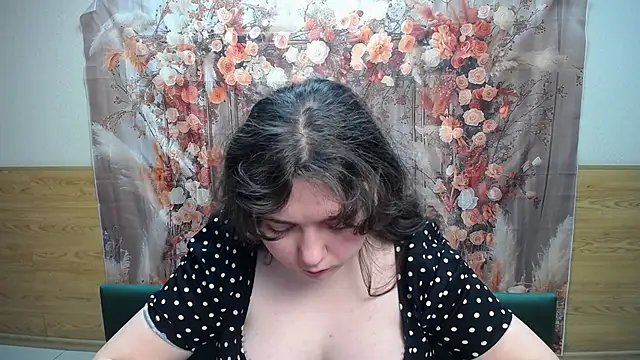 دردشة NeonilaLisova الجنسية المباشرة