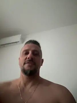 InsaneMatttのライブXXXチャット