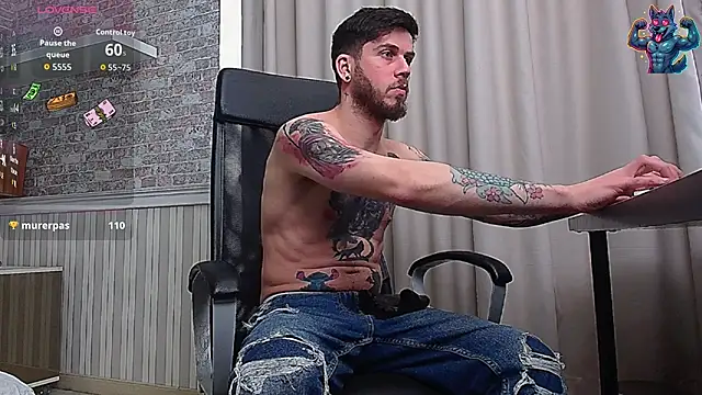 Chatroom XXX en direct de JonahShaw