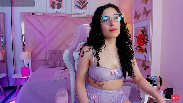 Czat XXX na żywo – DemiJones_