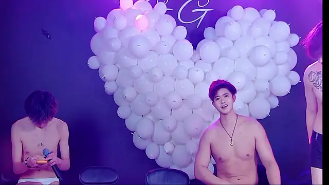 Chatroom XXX en direct de TNT-001