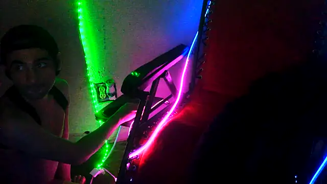 highinhtxxのライブXXXチャット