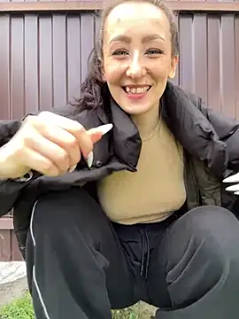 LuxBrunette_ Live XXX-chat