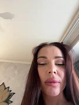 Онлайн чат XXX StripBianka