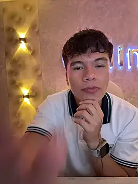 Logan_smith1 网络视讯表演