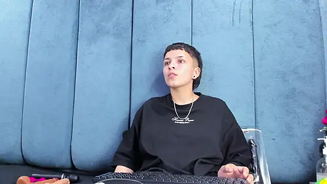 Czat XXX na żywo – Megan_Thompson_