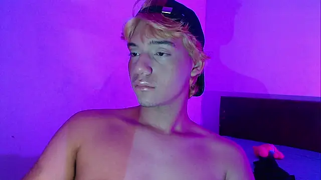 Živý XXX chat CrisotpherMoretti