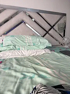 maybelline69 Live XXX-Chat