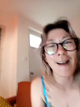 Timide_girl17: вебкам-шоу