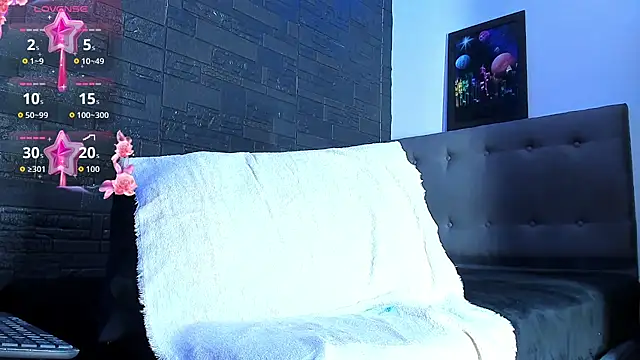 Romancartier_1 Chat XXX in diretta