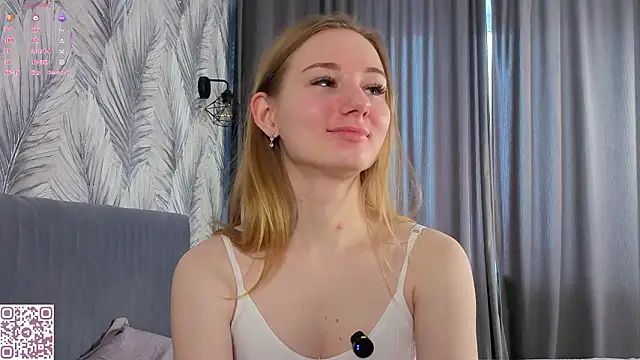 ElvinaRoseのライブXXXチャット